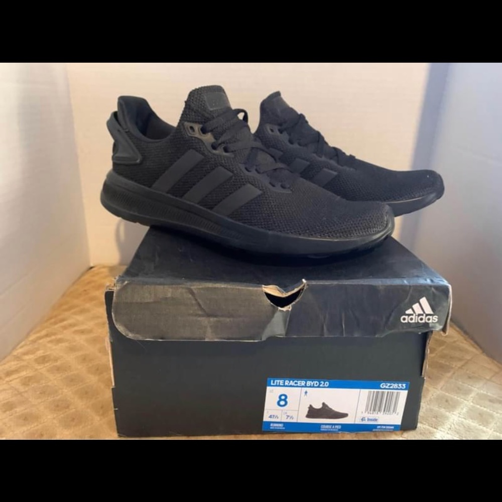 NIB Adidas Lite Racer 2.0 Mens